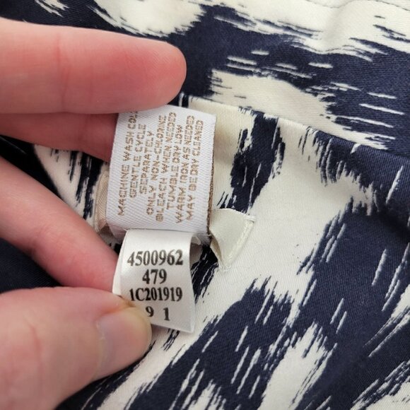 Chico's Women's Three Button Cotton Light Weight Navy/White Blazer Size 1 (8/10) - Picture 14 of 15